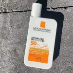 La Roche-Posay Anthelios UVmune 400 Invisible Fluid SPF50+ 50ml - Image 3